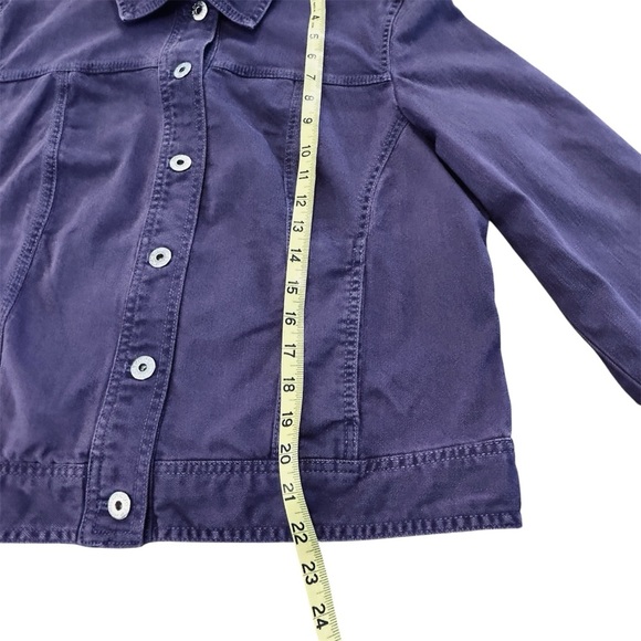 Classic Chico’s Platinum Denim Jacket – Size Large (Chico’s 2) - Picture 6 of 8